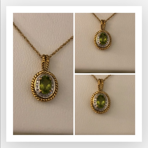 Vintage Jewelry - Golden Pendant & 16” Necklace with a Perfect Stone